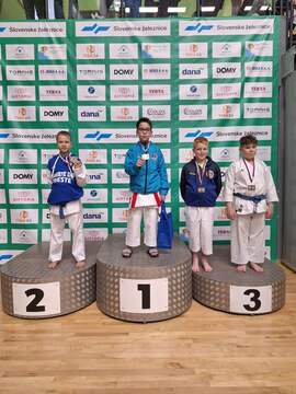 Anže Saksida 3. mesto v katah